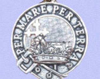Colgante del clan Macdonald en plata de ley maciza