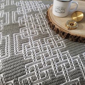 Jura Mosaic Celtic Knots - Overlay Mosaic Crochet PATTERN - Digital Download in ENGLISH ONLY