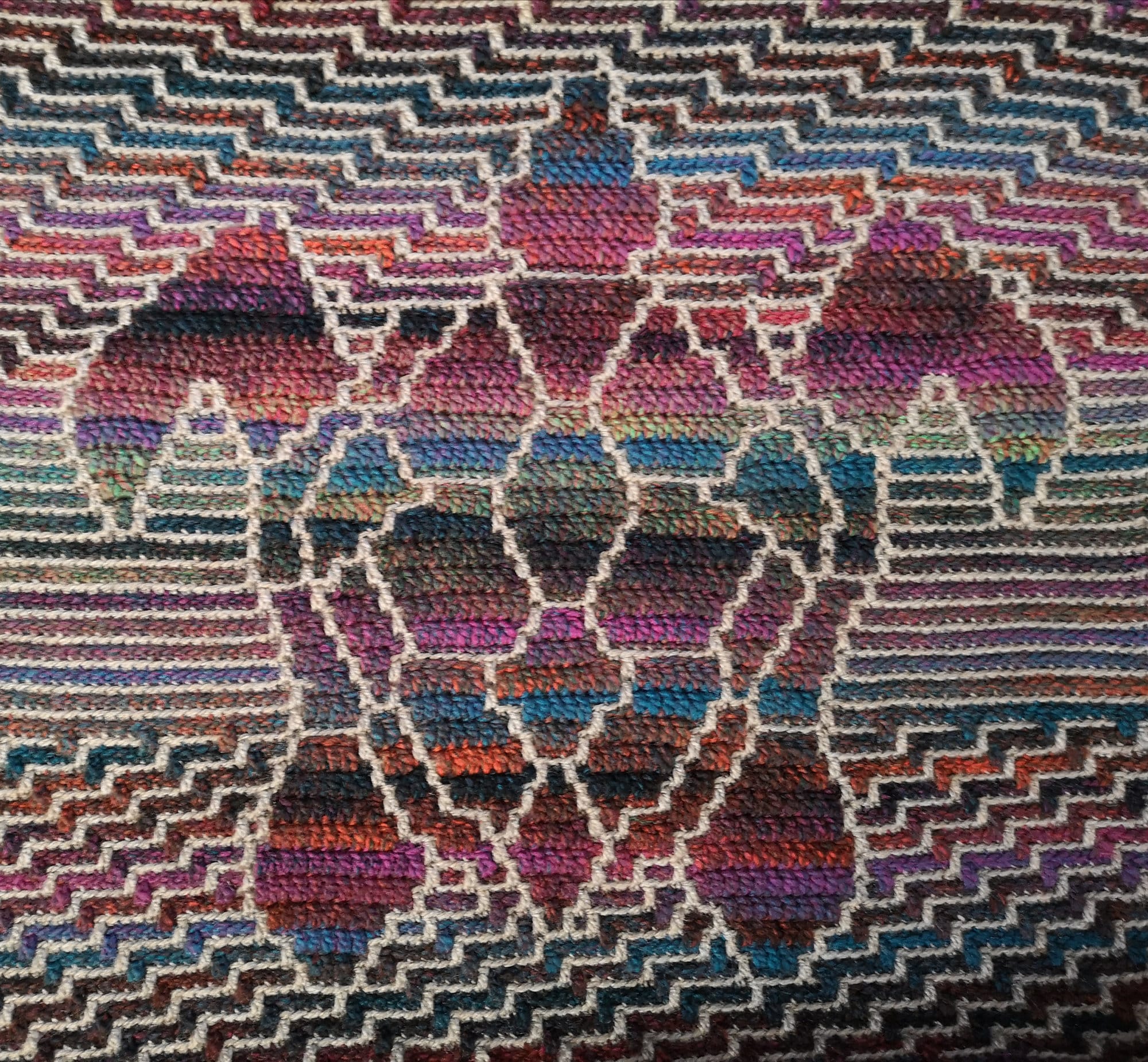 Boye Interlocking Needlepoint, Knitting, and Crochet Qatar