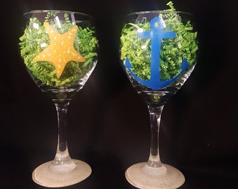 Anchor and Starfish Wine Glass Set (Set of 2)