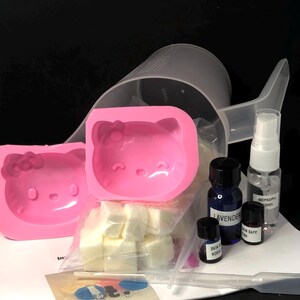 Kitten Soap Making Kit for Kids | DIY Melt and Pour Craft Kit | Cat Lover Birthday Gift | STEM Party Favor bild 4