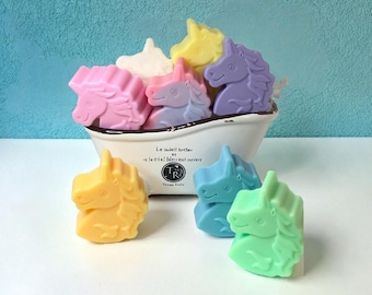 Unicorn Soap Making Kit for Kids | DIY Melt Pour Craft Activity (STEM Gift)