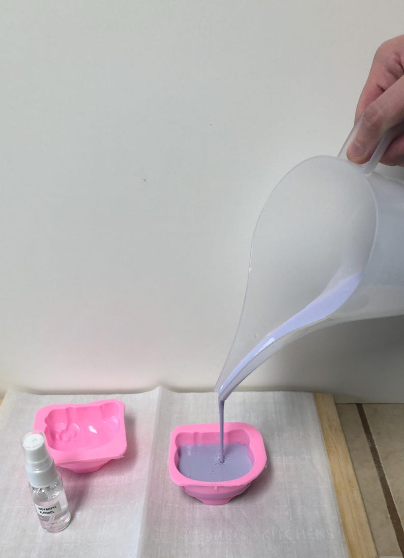 Kitten Soap Making Kit for Kids | DIY Melt and Pour Craft Kit | Cat Lover Birthday Gift | STEM Party Favor bild 5