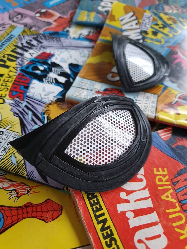 Maschera di spiderman con occhi che si muovono - Tutto per i bambini In  vendita a Napoli