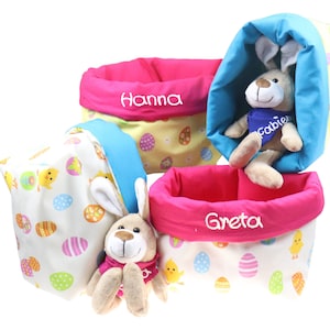 Osternest Design Ostern mit Hasen personalisiert Stoffkörbchen Geschenk zu Ostern mit Namen Set aus Kuscheltier Hase und Utensilo Osterhase