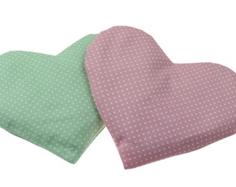 Personalisiertes Wärmekissen Herz Punkte Baby Körnerkissen Babygeschenk Rapskissen rosa grün-  Herzkissen zum wärmen Rapskissen