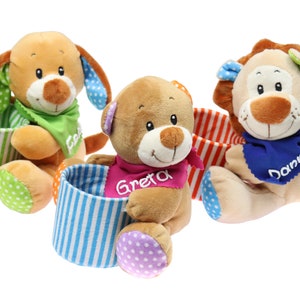 Porte-stylos animaux ours lion ou chien avec nom sur l'écharpe - porte-stylos avec étiquette souhaitée - gobelet à stylos personnalisé pour enfants