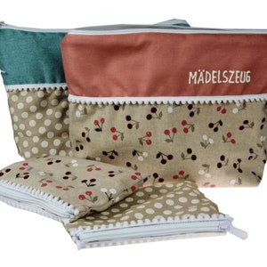 Trousse de toilette Trousse de toilette composée d'une trousse de toilette avec un dicton et d'une petite trousse de maquillage, une trousse de toilette, une trousse de toilette, une trousse à bijoux, une petite pochette