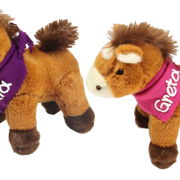 Peluche poney marron 15 cm avec prénom sur l'écharpe - peluches personnalisées garçons et filles