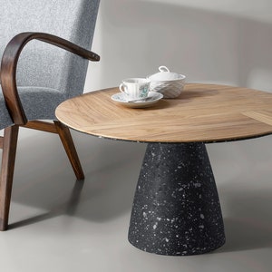 Sleek Round Wood Coffee Table, Minimalist Chic Black Concrete Accent, Contemporary Oak Centerpiece