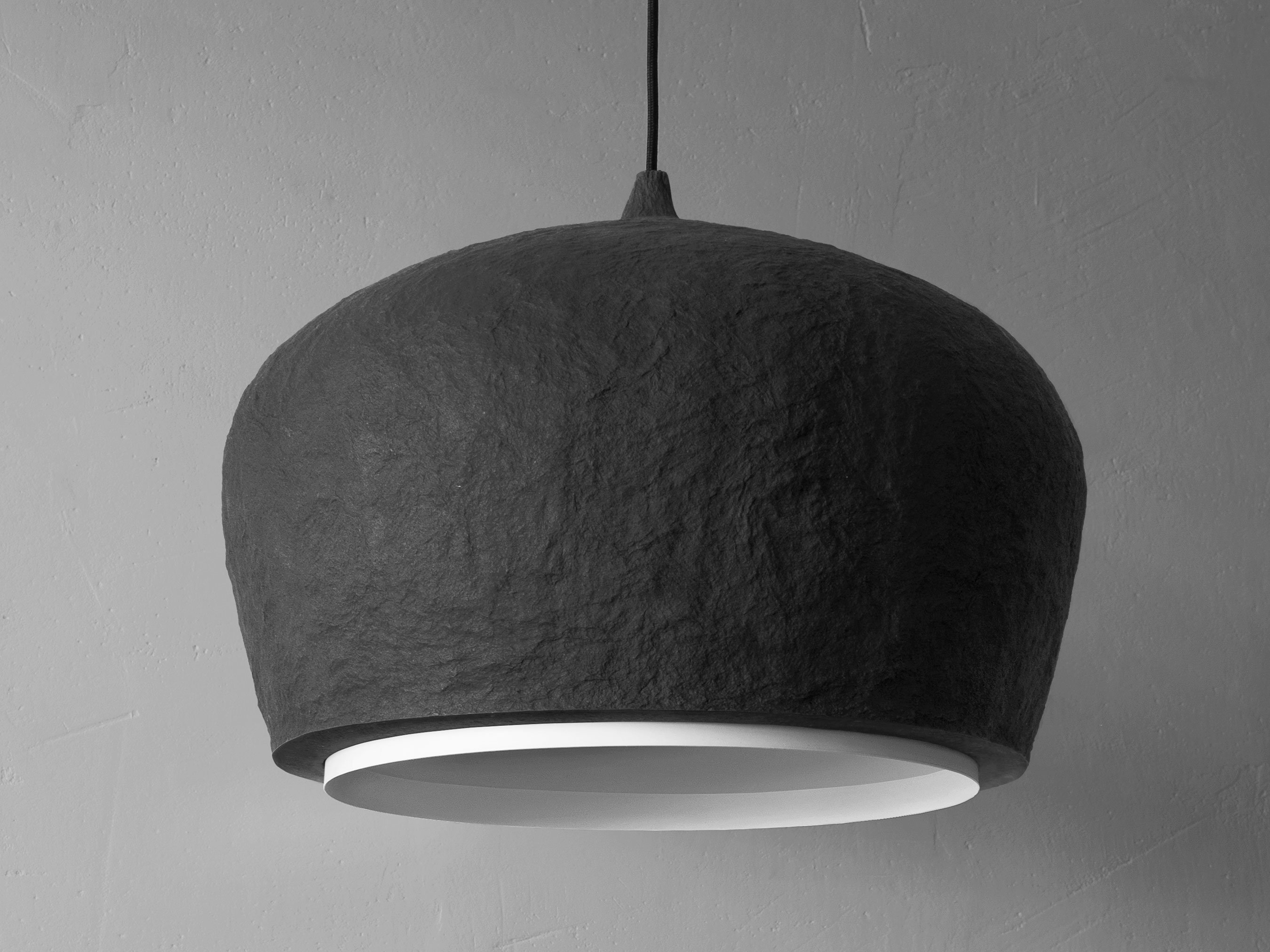 Minimalist Industrial Aesthetic With Metal Pendant Light Fixtures