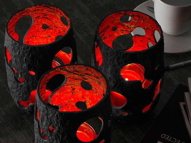 Sculptural vase, black candle lantern, restaurant table decor image 5