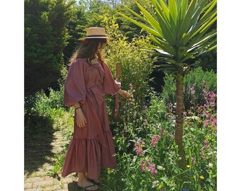 Mouchette - Boater style summer hat in natural woven straw