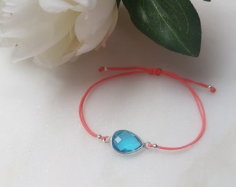 925 sterling silver, faceted blue topaz gemstone bracelet, adjustable, macrame knot. Lucky bracelet. "a drop of nature"