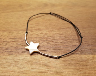 Hand made mother of pearl star bracelet with 925 sterling silver beads