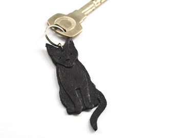 Handcrafted Leather Black Cat Keychain: Pet Portrait Keyring