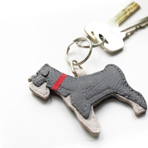Schnauzer Keyring, CUSTOMISABLE Leather Keyring, Miniature Schnauzer, Handmade Dog Keyring, Pet Loss Keepsake, New Dog Gift, Christmas gift