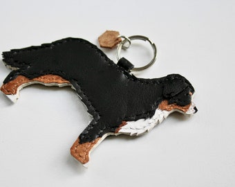 Customisable Leather Bernese Mountain Dog Keyring, Leather Dog Keychain, Pet Gifts, Berner Sennenhund, Bernese Cattle Dog, Bouvier Bernois