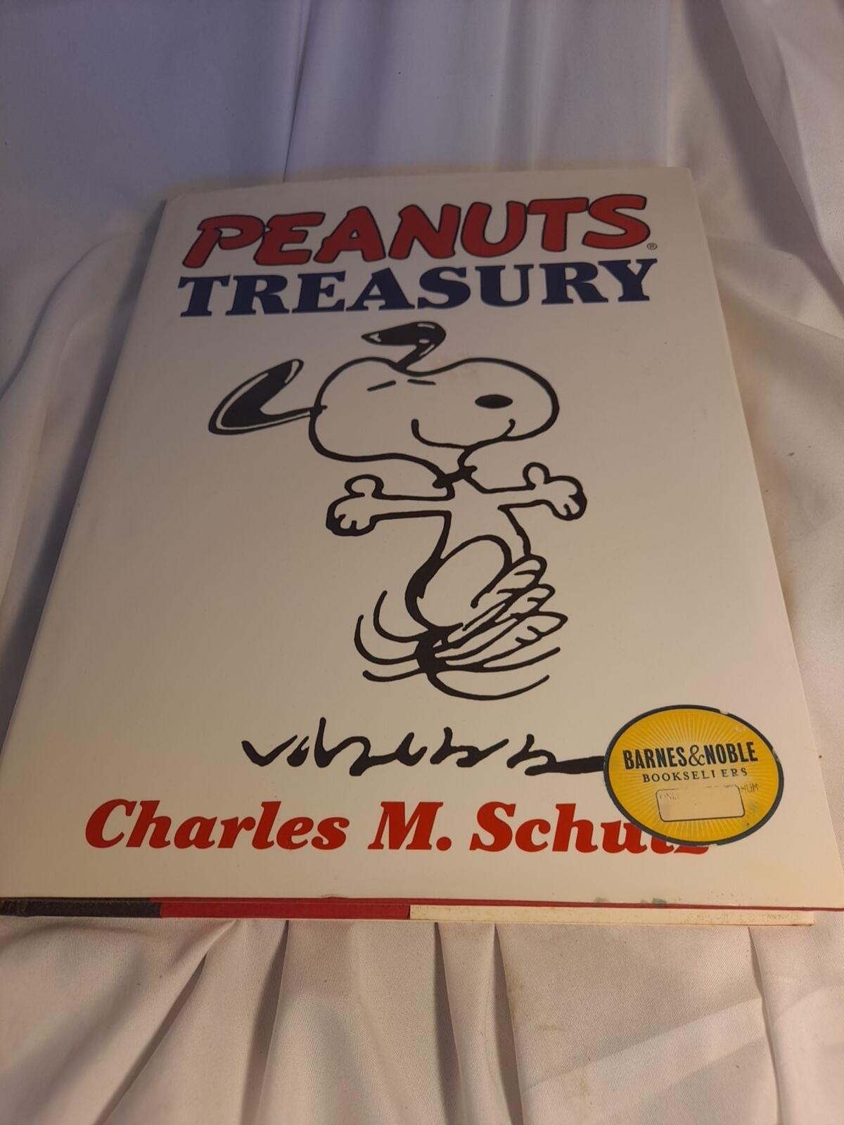 Peanuts Treasury - Etsy