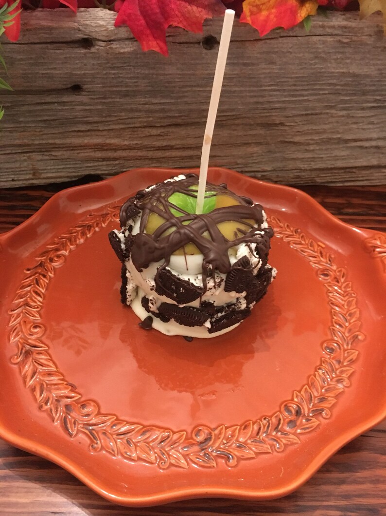White Chocolate Oreo Candy Apple Fall Treat Fall Desserts Etsy