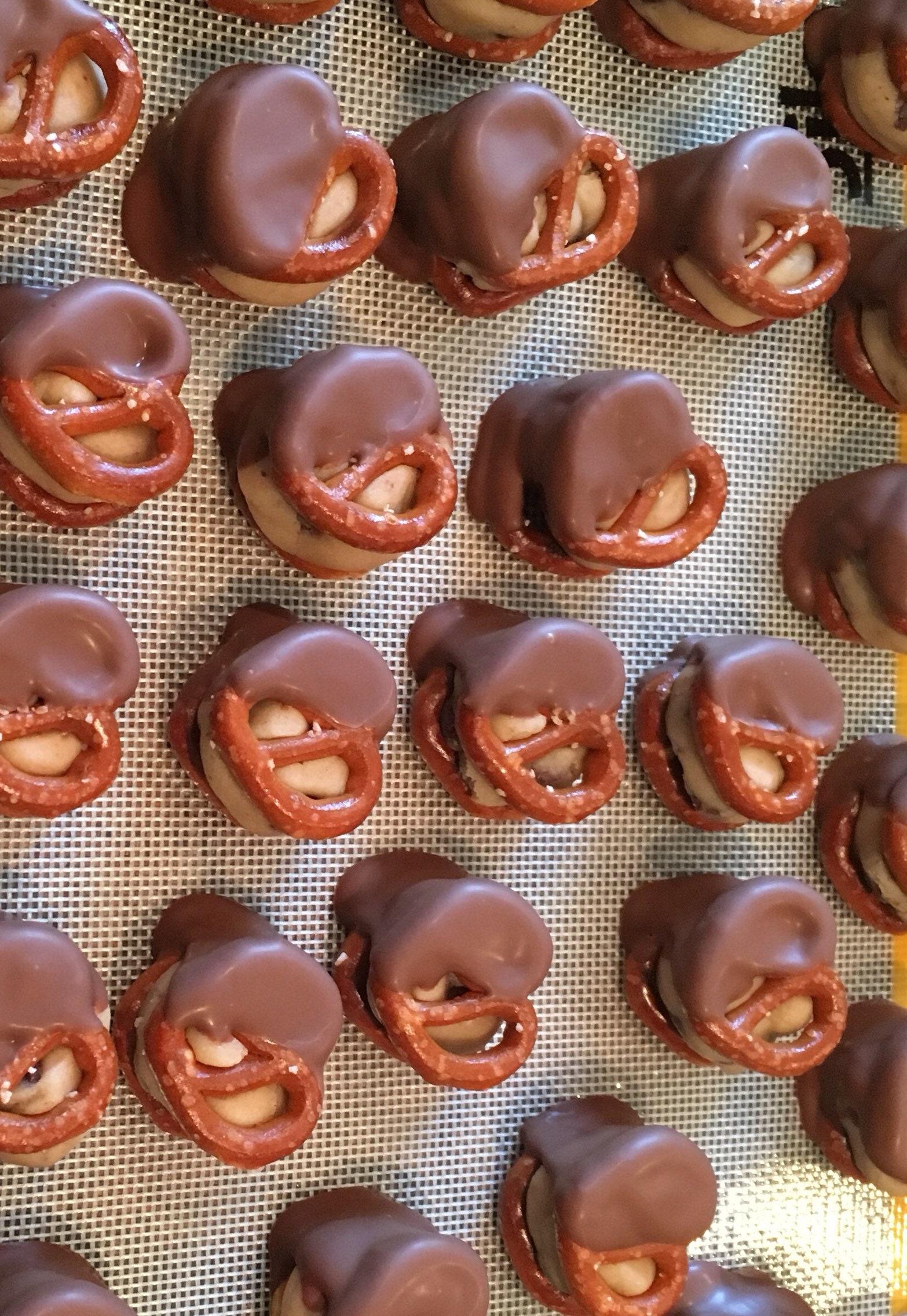 Chocolate Chip Cookie Dough Pretzel Bites Chocolate Gift Etsy