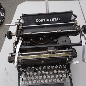 Continental Standard typewriter from 1939