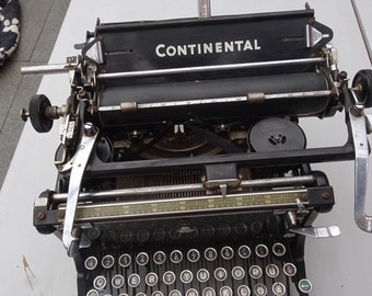 Continental Standard typewriter from 1939