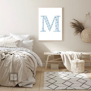 Impresión inicial, arte de letras florales azules personalizado, póster de monograma elegante, decoración tipográfica digital