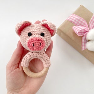 Pig crochet pattern baby rattle Amigurumi pattern Crochet pig plush pattern Baby teether Crochet farm animals image 2