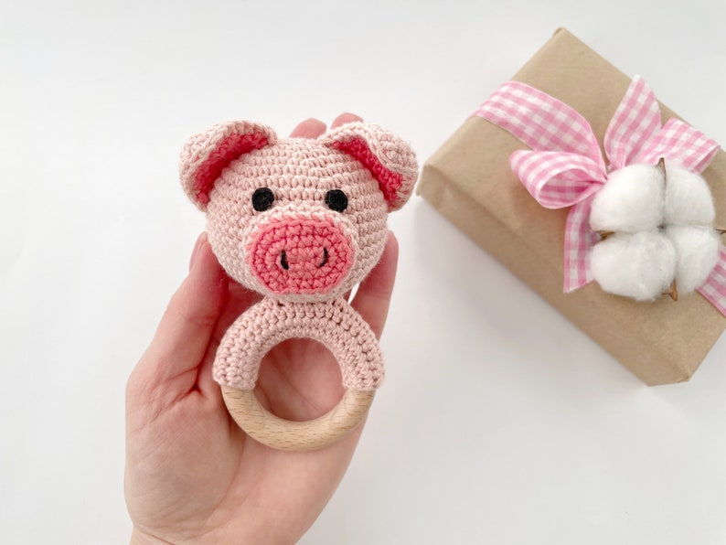 Pig crochet pattern baby rattle Amigurumi pattern Crochet pig plush pattern Baby teether Crochet farm animals image 2