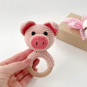 Pig crochet pattern baby rattle Amigurumi pattern Crochet pig plush pattern Baby teether Crochet farm animals image 3