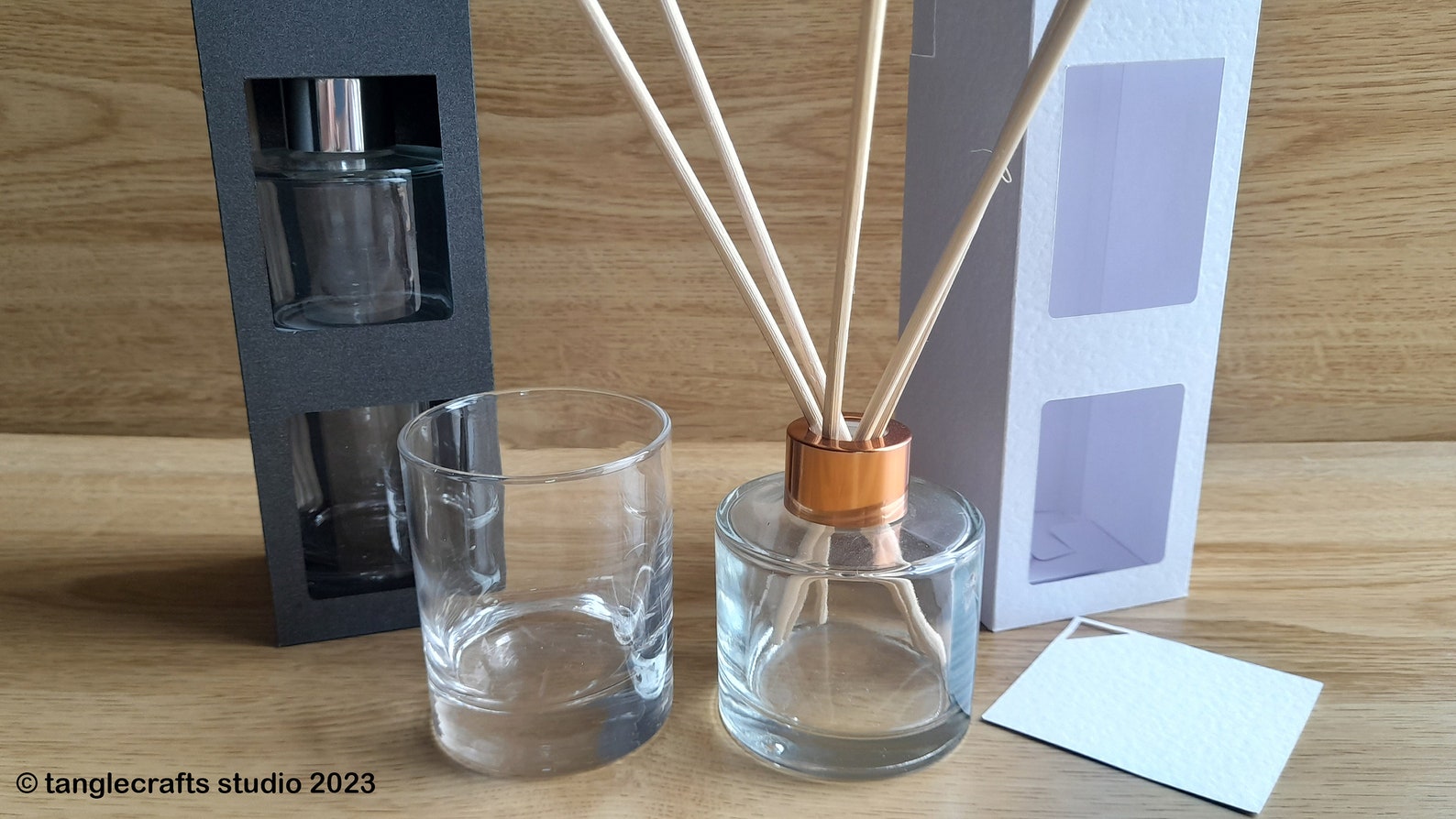 Diffusser Svg SVG File to Cut a Unique Presentation Box for 100ml Reed Diffuser and ...