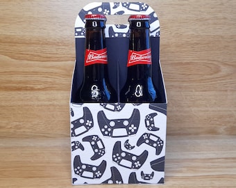 Bierdrager SVG | Sjabloon voor 4 flessenhouder | Cricut-doosbestand | Doe-het-zelf biergeschenkdoos | Stevige flessenhouder | Bruidsjonkers en vaderdagcadeau