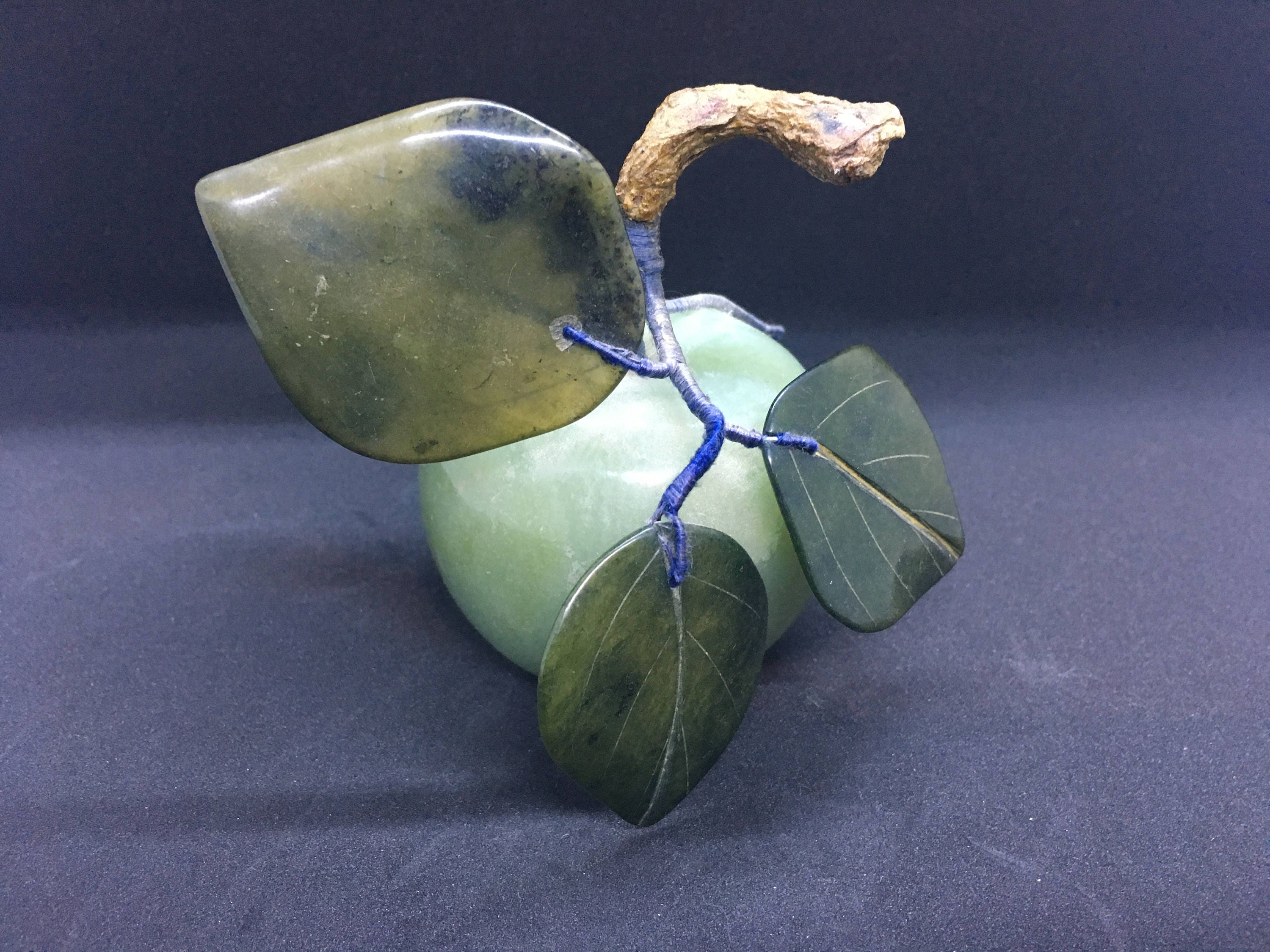 Vintage 3.5 Alto Jade Soapstone Manzana con hojas de Etsy