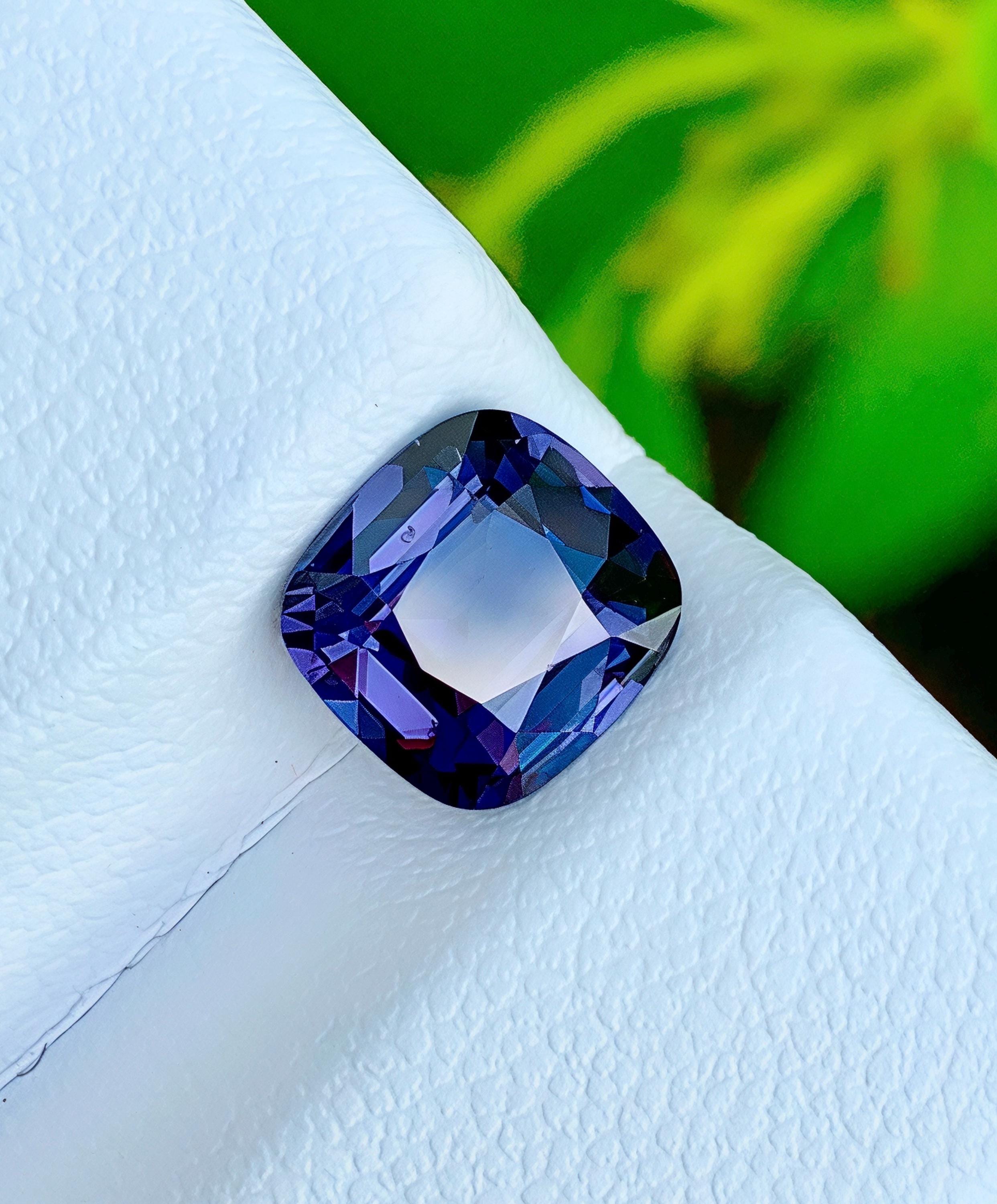 Gray spinel - Etsy 日本