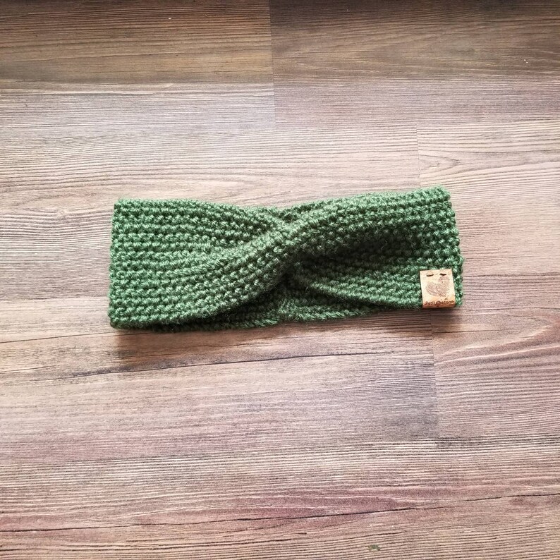 La Printempsanière : Headband for the black spring in knitting image 4