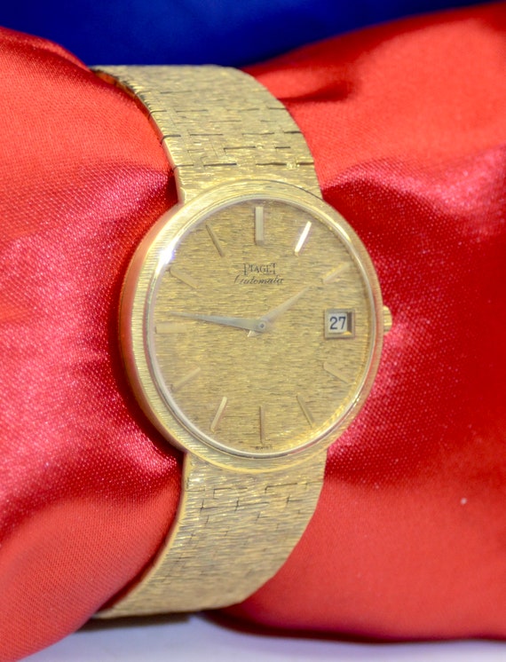 Piaget 18K Yellow Gold watch w/date 76.1 GM - image 3