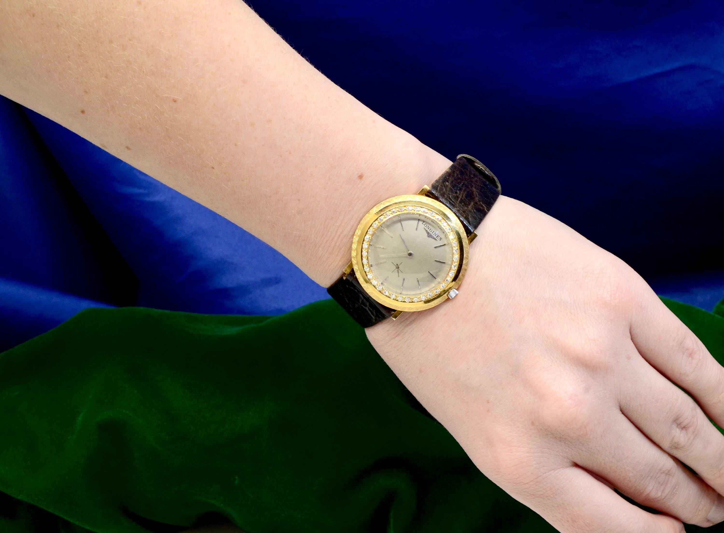 ヴィンテージ 33 mm ロンジン 18K イエローゴールド 手巻き腕時計