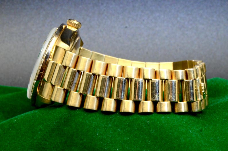 Men's Rolex Day-Date watch Ref.1803 18K Yellow Gold with Diamonds 123.5GM image 8