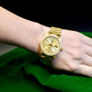 Men's Rolex Day-Date watch Ref.1803 18K Yellow Gold with Diamonds 123.5GM image 2