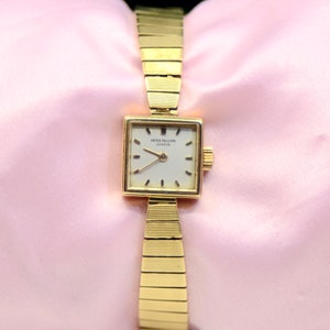 Ladies Patek Philippe Geneve 18K Yellow Gold watch 35.8 GM