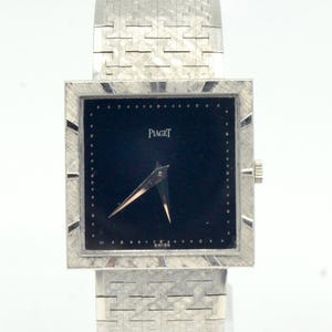 Vintage Mens' Piaget Classique Square 18K White Gold watch 25MM Ref.927.A3