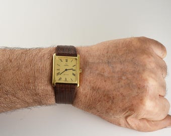 Vintage 1975 Men's OMEGA De Ville Manual Watch in 18K Yellow Gold