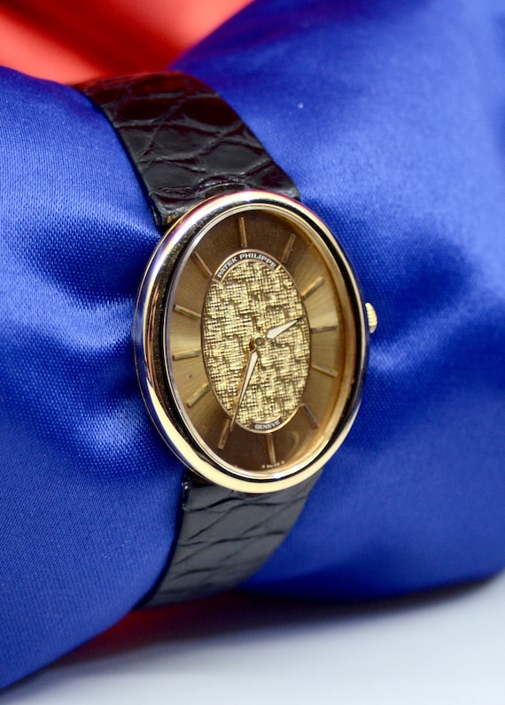 Patek Philippe Geneve 18K Yellow Gold WATCH - Gem