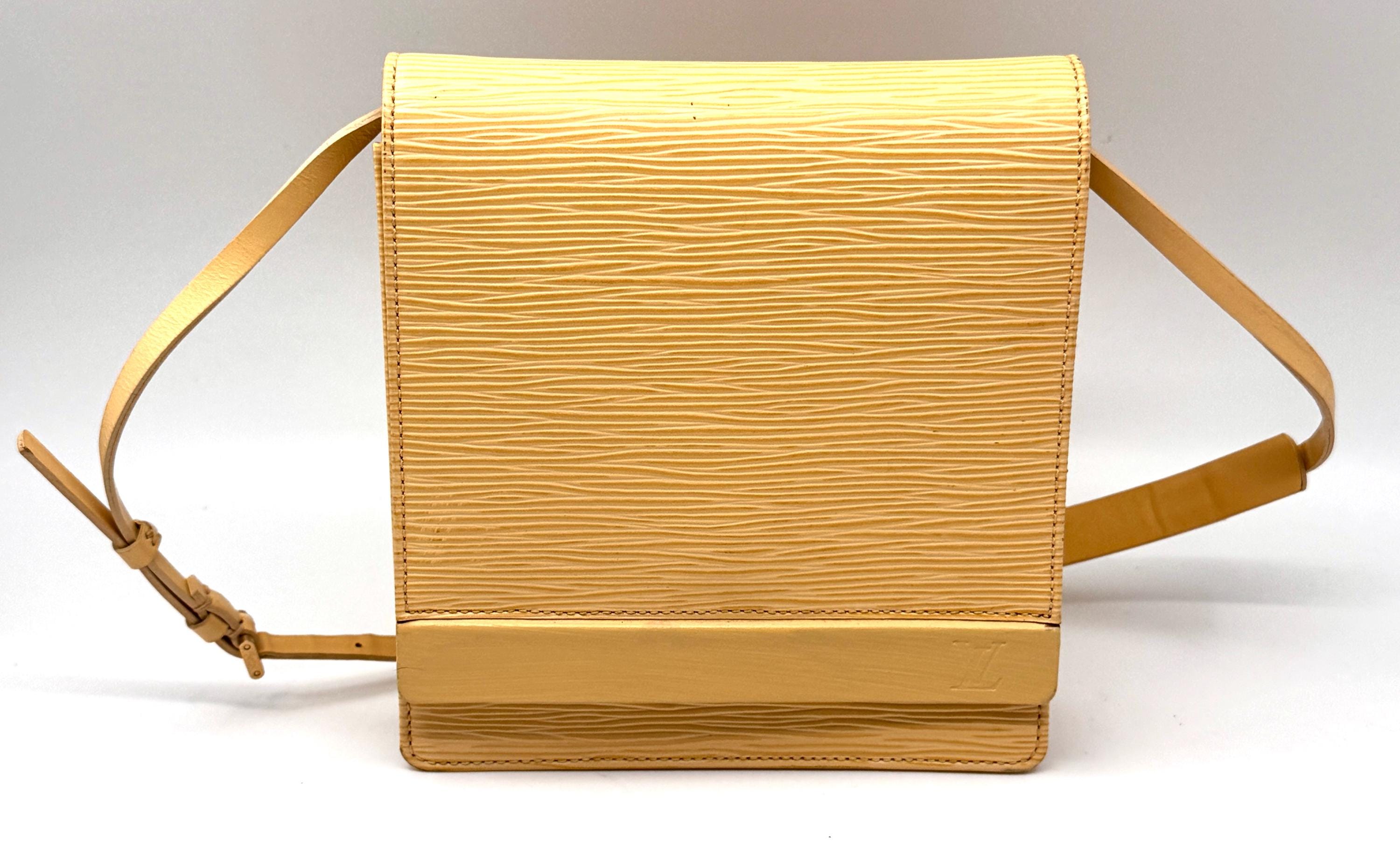 Louis Vuitton Epi Biarritz Shoulder Bag M5293A - Etsy
