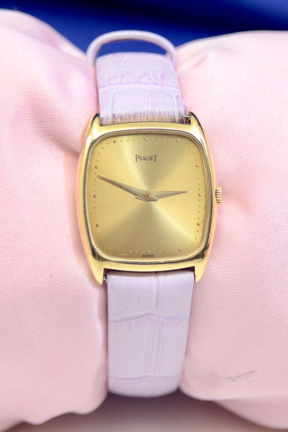 Ladies Vintage Piaget 18K Yellow Gold watch