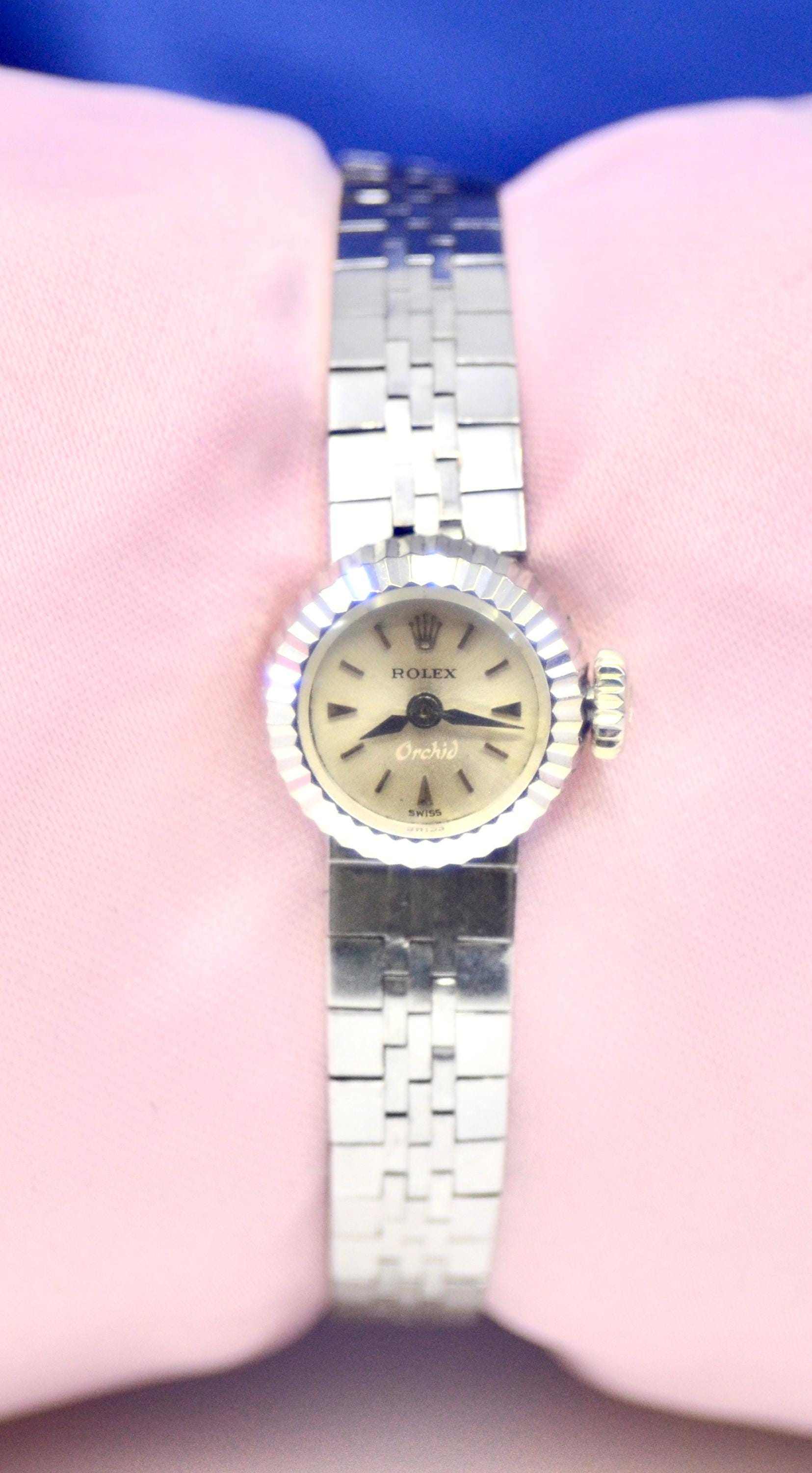 Vintage 1969 Ladies Rolex Orchid Watch Ladies Rolex Orchid 18ct c1975 | Vintage Gold Watches main image 3
