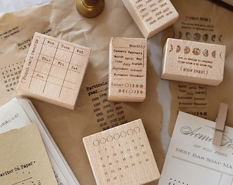 Kalender houten stempels – UITVERKOOP -50% | Maandmotieven, jaaroverzichten, kalender stempels voor scrapbooking & creatief papierontwerp