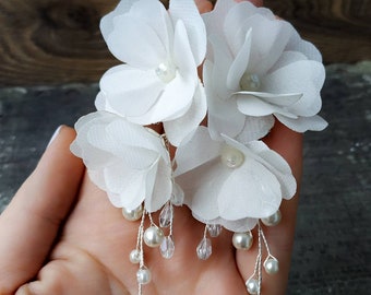 Blumen Statement Ohrringe. Braut Blumen Ohrringe.