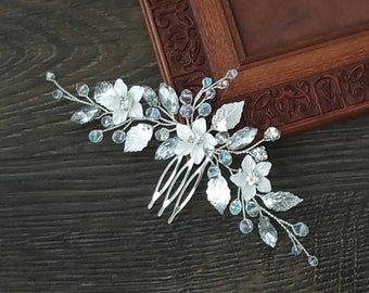 Silver bridal hair comb. Flower hair comb. Wedding hair comb